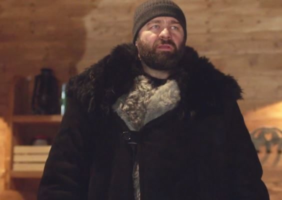 Полярный 2 сезон 1, 2 серия