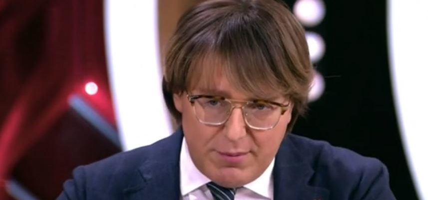 11.01.2022 - Прямой эфир - "Элен и ребята"